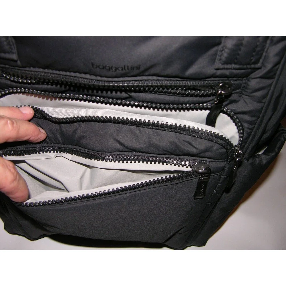 Baggallini Black Nylon Backpack Travel Bag RFID Laptop Sleeve Luggage Sleeve